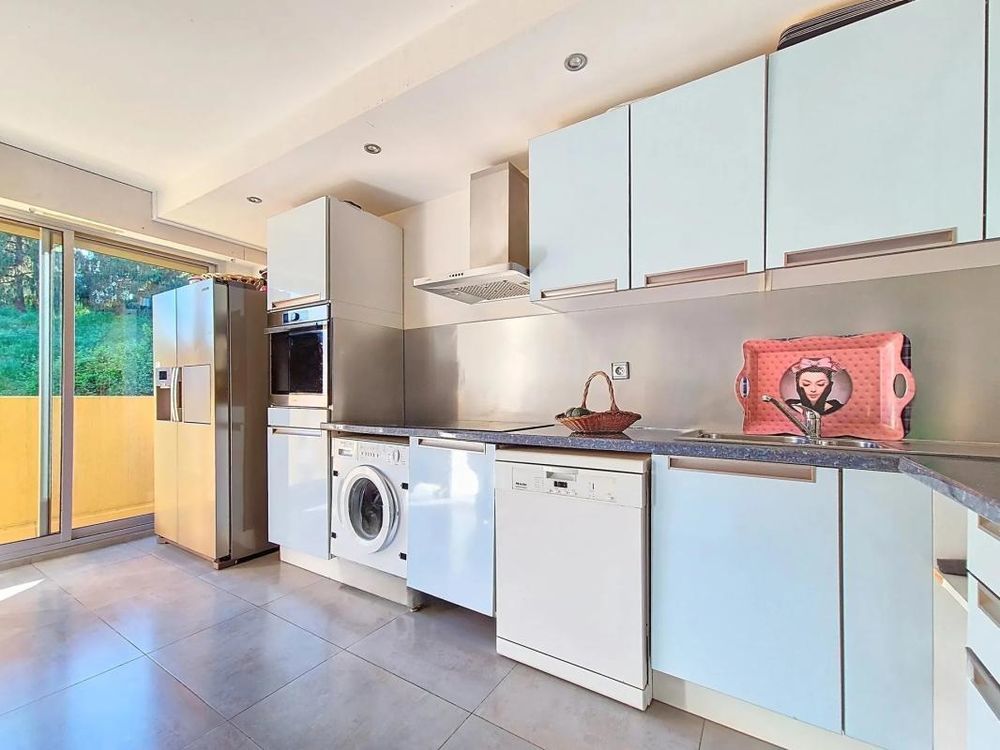 � vendre  Appartement Cagnes-sur-Mer (06800)