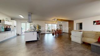  Maison � vendre 8 pi�ces 213 m�