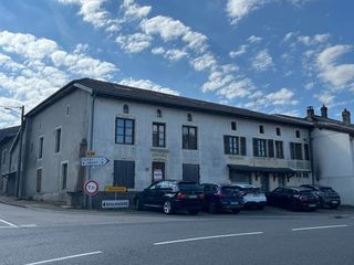  Immeuble � vendre 707 m�