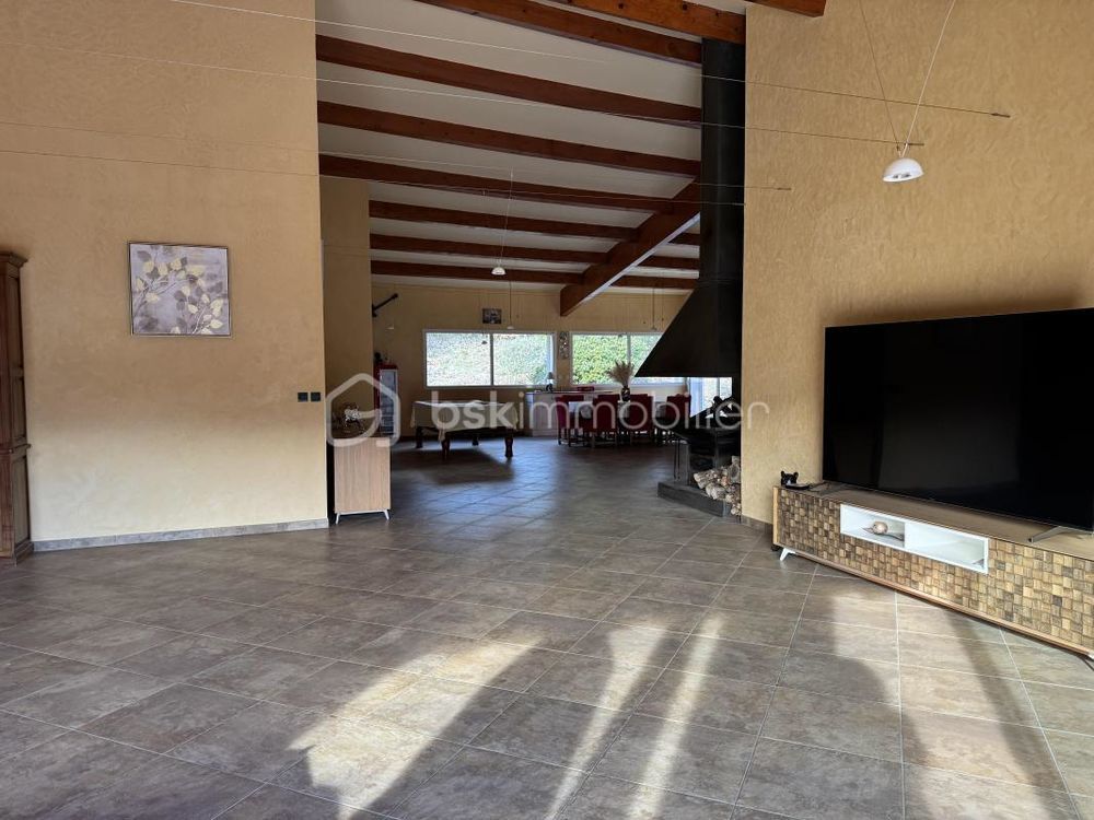 � vendre  Propri�t�/ch�teau Ch�teauvert (83670)