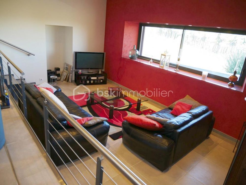 � vendre  Propri�t�/ch�teau La Douze (24330)