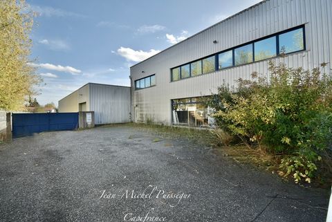 Entrep&ocirc;ts et Bureaux de 1300m2 &agrave; vendre SAINT GAUDENS (31), Terrain 3800m2 470000 31800 Saint gaudens