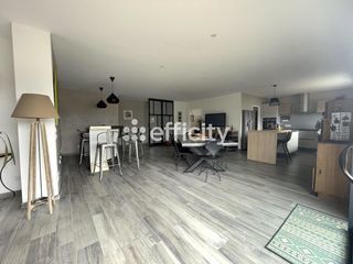  Maison � vendre 4 pi�ces 197 m�