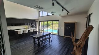  Villa � vendre 5 pi�ces 140 m�