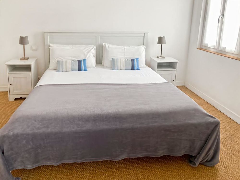 � vendre  Maison Gastes (40160)