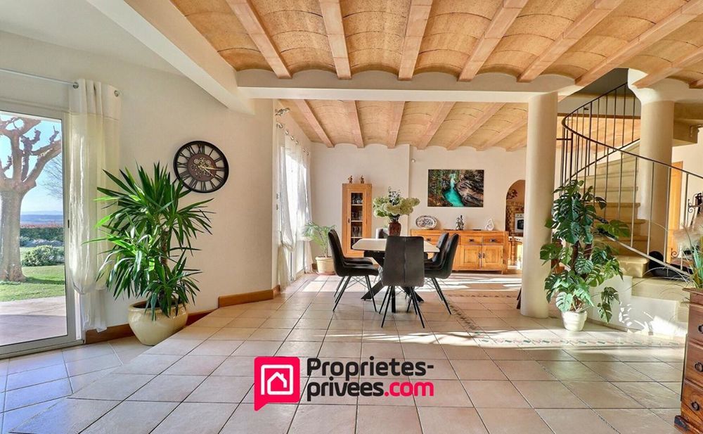 � vendre  Villa Uz�s (30700)