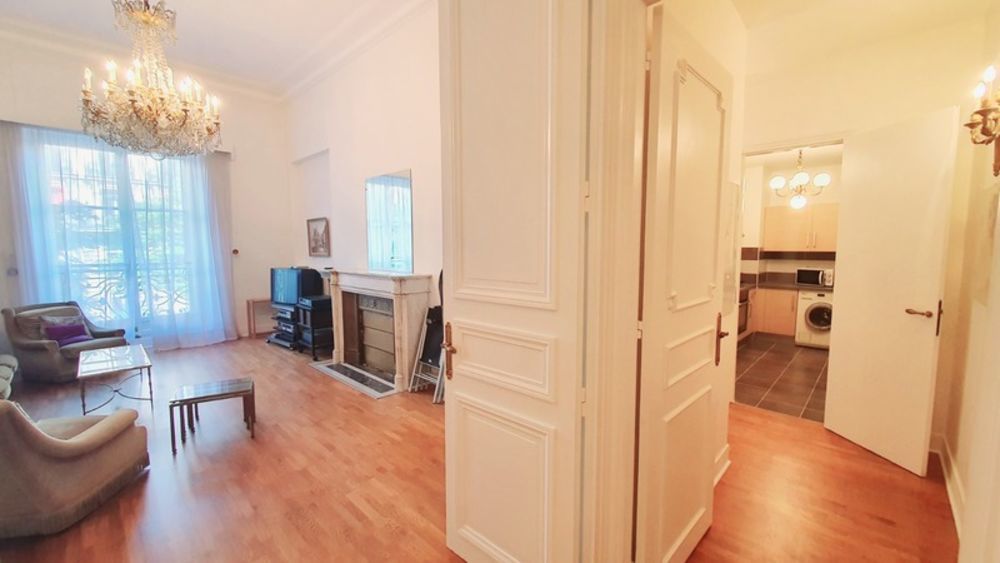 � vendre  Appartement Paris 8