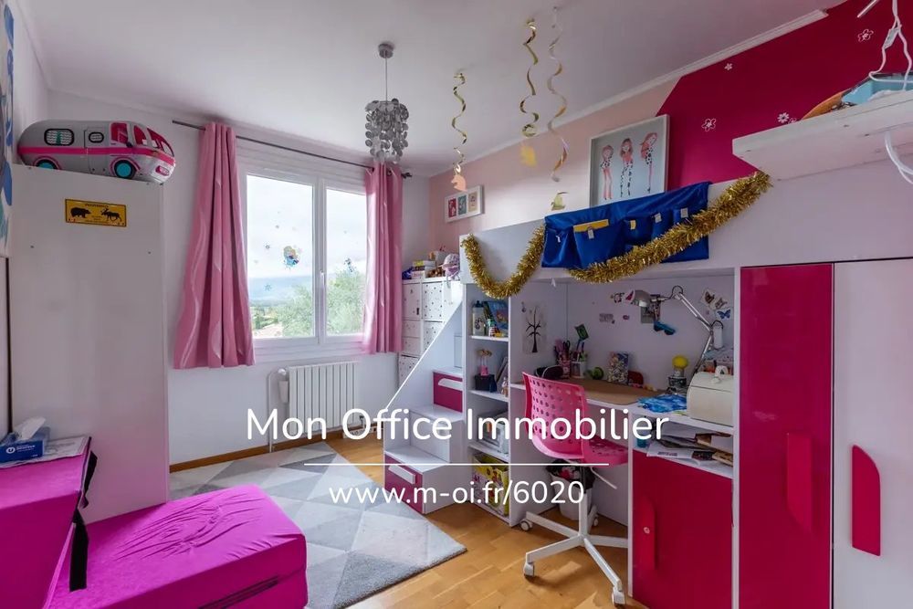 � vendre  Maison Pourri�res (83910)