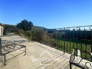  Maison � vendre 6 pi�ces 203 m�