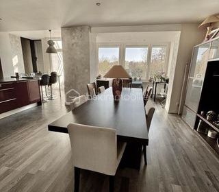  Maison � vendre 10 pi�ces 250 m�