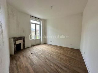  Immeuble � vendre 11 pi�ces 260 m�