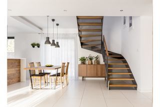  Maison 4 pi�ces 83 m� Frejus