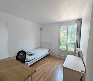  Appartement � louer 5 pi�ces 91 m�