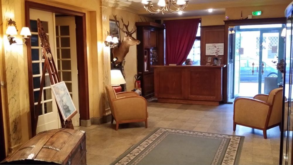 � vendre  Propri�t�/ch�teau S�zanne (51120)