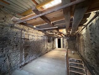  Remise / Grange � vendre 4 pi�ces 137 m�