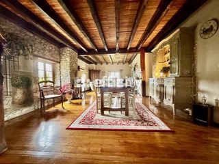  Propri�t�/ch�teau � vendre 8 pi�ces 306 m�