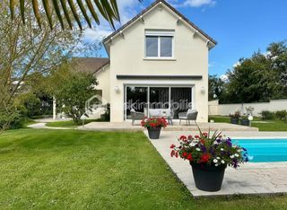  Maison � vendre 8 pi�ces 205 m�