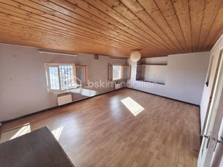  Maison � vendre 9 pi�ces 230 m�