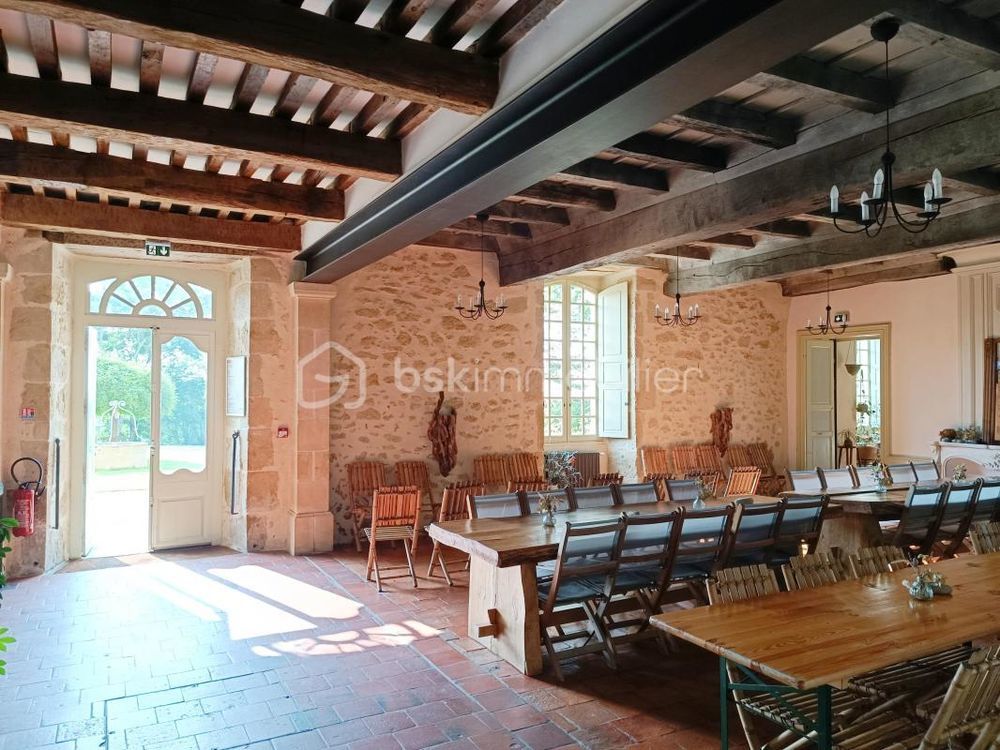 � vendre  Propri�t�/ch�teau Vic-Fezensac (32190)