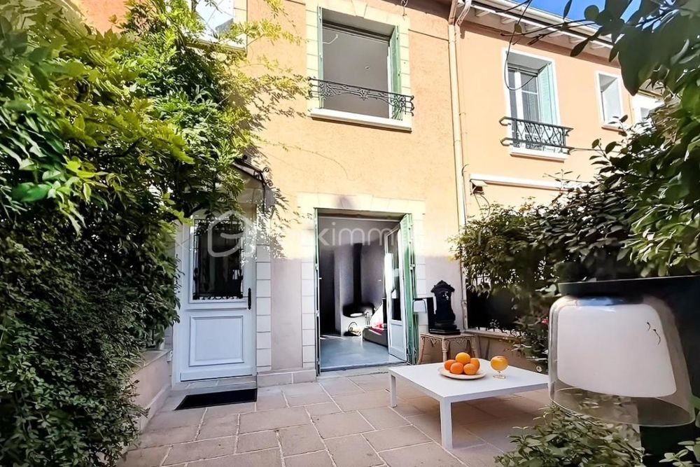 � vendre  Propri�t�/ch�teau Paris 19