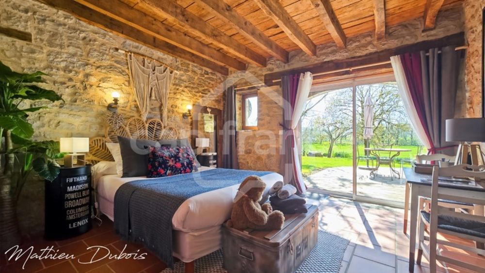 � vendre  Propri�t�/ch�teau Padirac (46500)