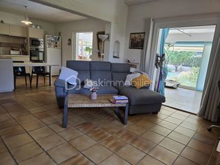  Villa � vendre 8 pi�ces 300 m�