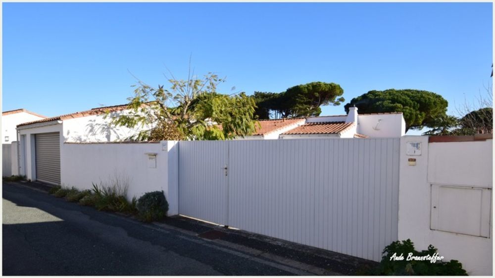 � vendre  Maison Le Bois-Plage-en-R� (17580)