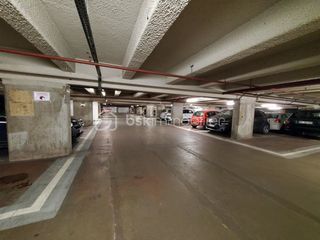  Parking / Garage � vendre 