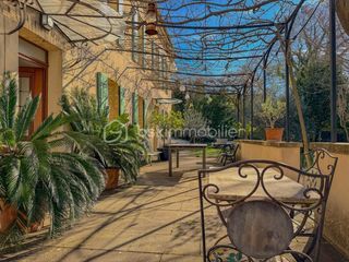  Propri�t�/ch�teau � vendre 7 pi�ces 208 m�