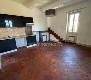  Immeuble � vendre 10 pi�ces 208 m�