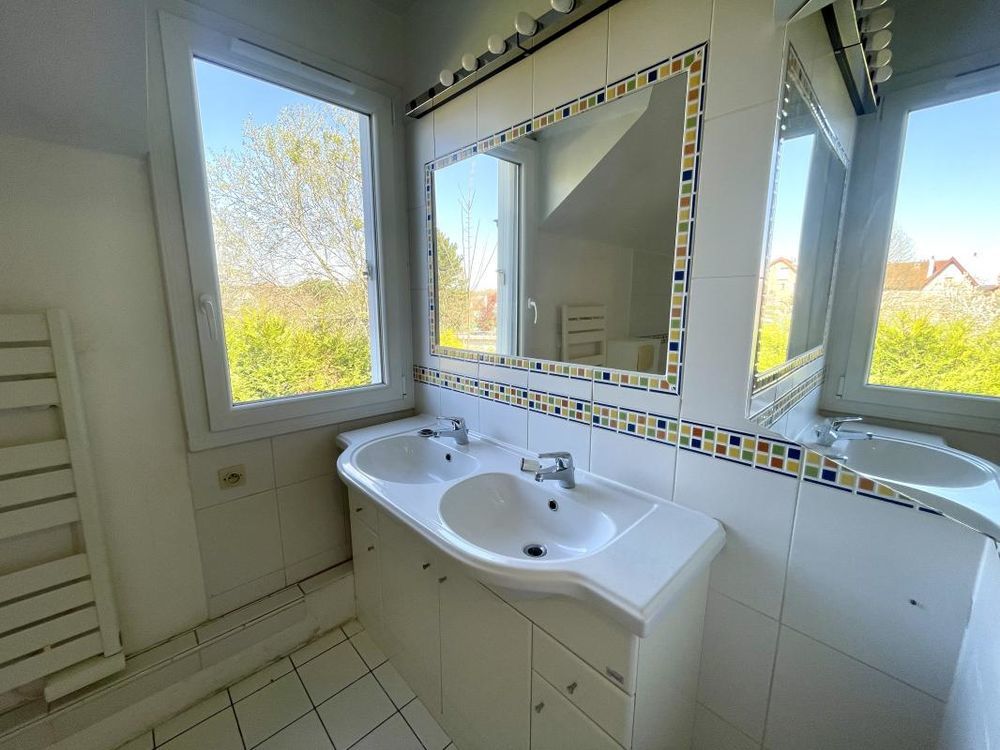 � vendre  Maison Versailles (78000)