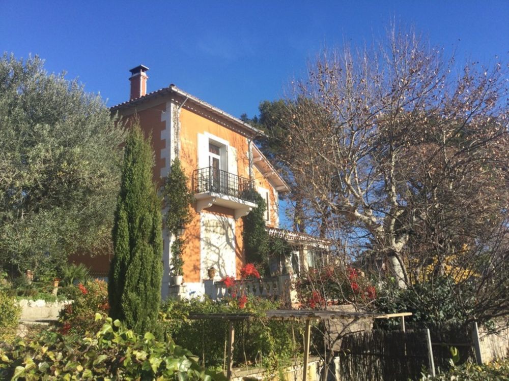 � vendre  Maison Aubagne (13400)
