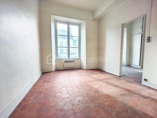  Immeuble � vendre 12 pi�ces 210 m�