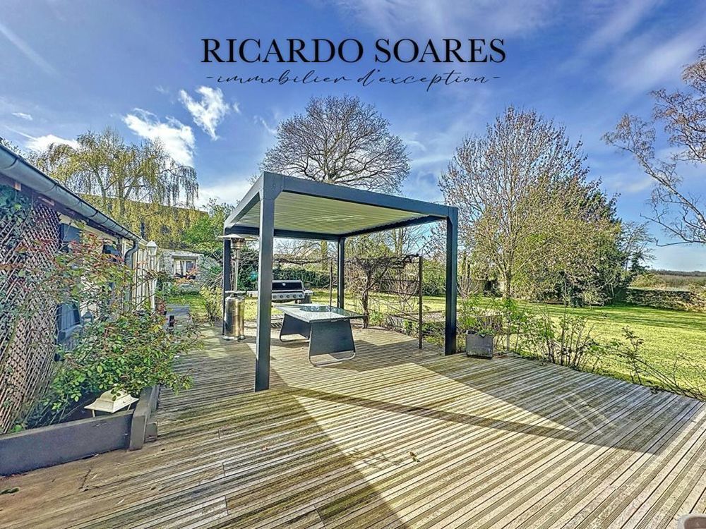 � vendre  Propri�t�/ch�teau Senlis (60300)