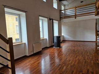  Immeuble � vendre 7 pi�ces 225 m�