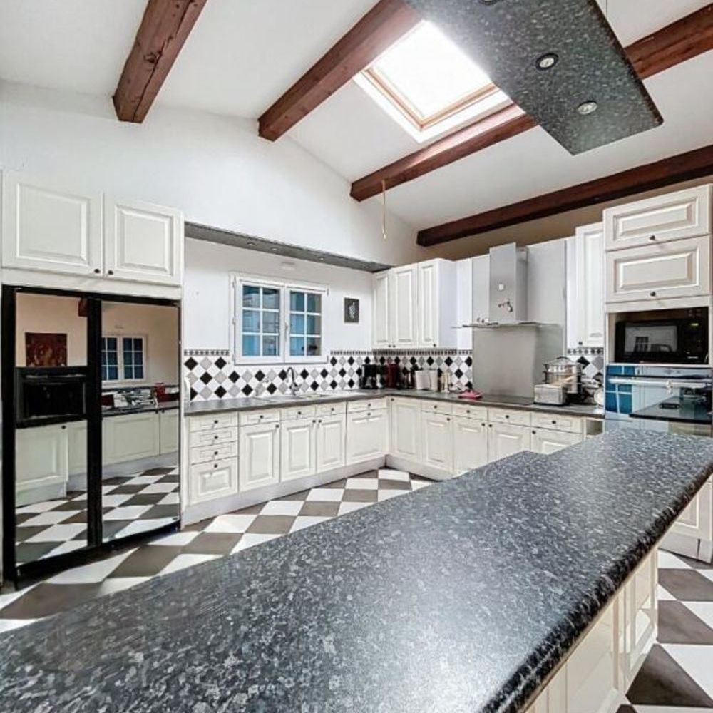 � vendre  Villa Olli�res (83470)