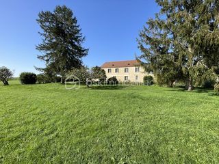  Maison � vendre 7 pi�ces 219 m�