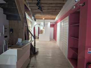  Immeuble � vendre 4 pi�ces 230 m�