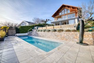  Maison � vendre 6 pi�ces 212 m�