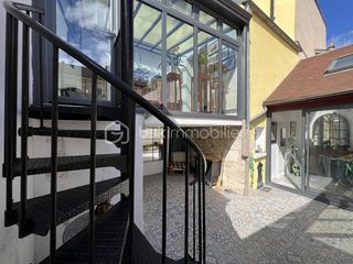  Maison � louer 8 pi�ces 191 m�