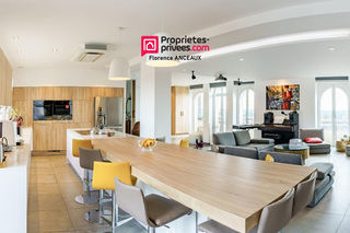  Maison � vendre 8 pi�ces 241 m�