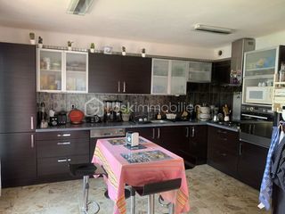  Maison � vendre 7 pi�ces 180 m�