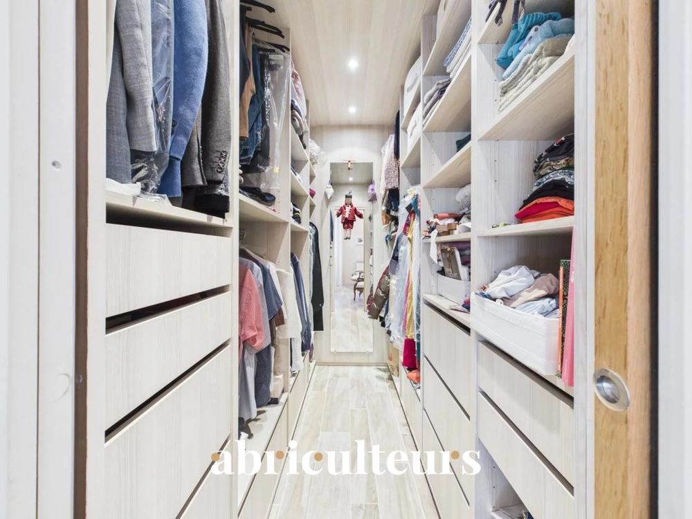 � vendre  Maison Cheval-Blanc (84460)