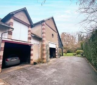  Propri�t�/ch�teau � vendre 10 pi�ces 245 m�