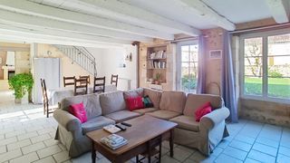  Maison � vendre 8 pi�ces 219 m�