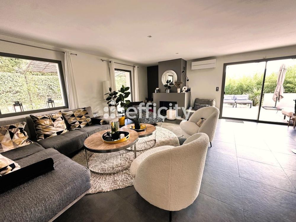 � vendre  Maison Saint-Maximin-la-Sainte-Baume (83470)