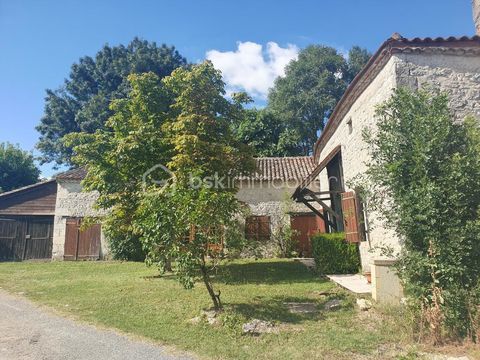   Charmante maison en pierre avec 5 chambres T6 Maison - 6 pi�ce(s) - 243 m�