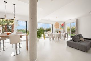  Villa � vendre 8 pi�ces 250 m�