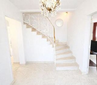  Maison � vendre 8 pi�ces 170 m�