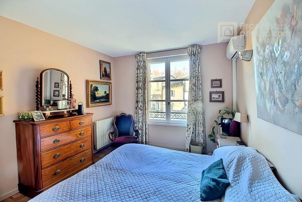 � vendre  Appartement Uz�s (30700)